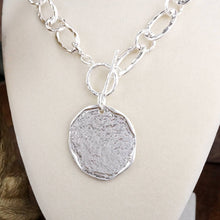 Load image into Gallery viewer, Nomad Glow Necklace