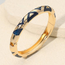 Load image into Gallery viewer, Having a Moment Bracelet Blue