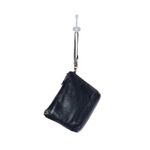 Load image into Gallery viewer, Tyler Ridge Wristlet 8426