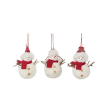 Load image into Gallery viewer, Snowman Friends Ornament