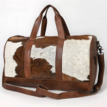 Load image into Gallery viewer, Howdy Duffle Bag