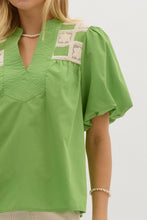 Load image into Gallery viewer, On Time Top Apple