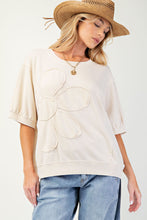 Load image into Gallery viewer, Short Sleeve Flower Patch Sweatshirt