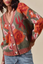 Load image into Gallery viewer, Vintage Floral Sweater