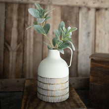 Load image into Gallery viewer, Sierra Jug Vase