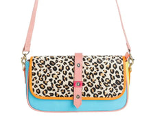 Load image into Gallery viewer, Safari Small Crossbody Purse 11349