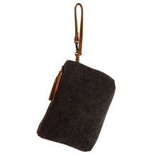 Load image into Gallery viewer, Bison Ridge Wristlet 6749