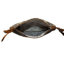 Load image into Gallery viewer, Bison Ridge Wristlet 6749