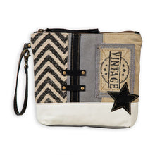 Load image into Gallery viewer, Globetrotter Wristlet 7931