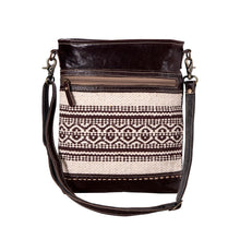 Load image into Gallery viewer, Clarissa Falls Purse 8043