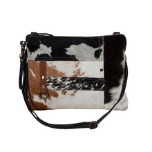 Load image into Gallery viewer, Tyler Ridge Purse 8427