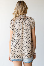 Load image into Gallery viewer, Geo Top