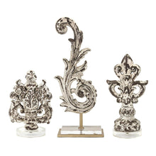 Load image into Gallery viewer, Willow Statuary
