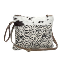 Load image into Gallery viewer, Duel Strap Funtime Purse 1147