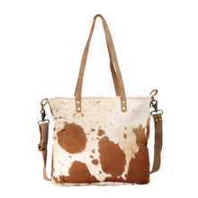 Load image into Gallery viewer, Camel Tote Bag 1465
