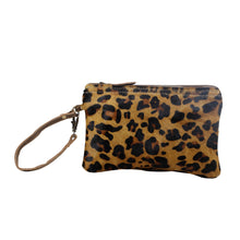 Load image into Gallery viewer, Designer Touch Wristlet
