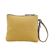 Load image into Gallery viewer, Mid Summer Wristlet 3078
