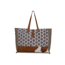 Load image into Gallery viewer, Rusty Waves Weekender Bag 3325