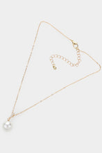 Load image into Gallery viewer, Pearl Ball Necklace
