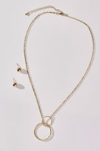 Load image into Gallery viewer, Just Looking Necklace
