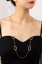 Load image into Gallery viewer, Hooping It Up Necklace
