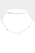 Load image into Gallery viewer, Pearl Necklace
