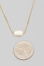 Load image into Gallery viewer, Pearl Drop Necklace
