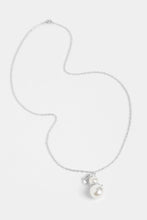 Load image into Gallery viewer, Pearl Snowman Necklace
