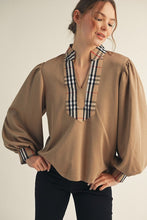 Load image into Gallery viewer, I Dare You Top Taupe
