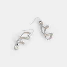 Load image into Gallery viewer, Jianna Twisted Earrings
