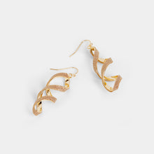 Load image into Gallery viewer, Jianna Twisted Earrings
