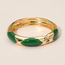 Load image into Gallery viewer, Being Bold Bracelet Green
