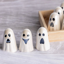 Load image into Gallery viewer, Ghostie
