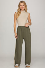 Load image into Gallery viewer, Lounge Day Outfit
