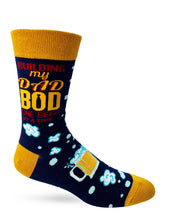 Load image into Gallery viewer, Building My Dad Bod Men&#39;s Socks
