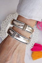 Load image into Gallery viewer, Heritage Shine Bracelet
