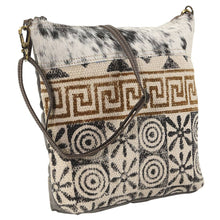 Load image into Gallery viewer, Killer Day Purse
