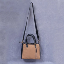 Load image into Gallery viewer, Louen Leather Bag
