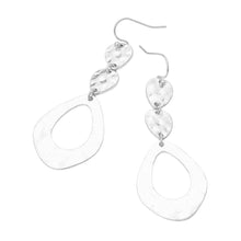 Load image into Gallery viewer, Yesterday Earrings
