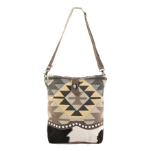 Load image into Gallery viewer, Brady Purse

