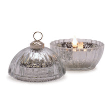 Load image into Gallery viewer, LED Light Up Candle Ornament
