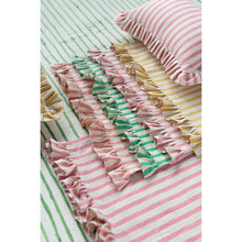 Load image into Gallery viewer, Pretty In Pink Table Runner
