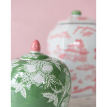 Load image into Gallery viewer, Parrot Urn
