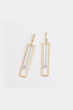 Load image into Gallery viewer, Chain Dangle Earrings
