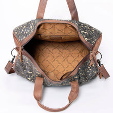 Load image into Gallery viewer, Howdy Duffle Bag
