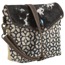 Load image into Gallery viewer, Brandy Purse
