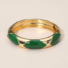 Load image into Gallery viewer, Being Bold Bracelet Green
