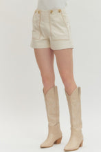 Load image into Gallery viewer, Having A Day Short
