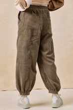 Load image into Gallery viewer, It&#39;s A Date Jogger
