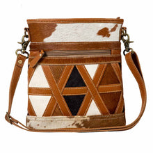 Load image into Gallery viewer, Dakota II Purse 6709
